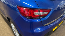 Renault Clio 1.2 TCE Dynamique Nav 5dr Petrol Hatchback